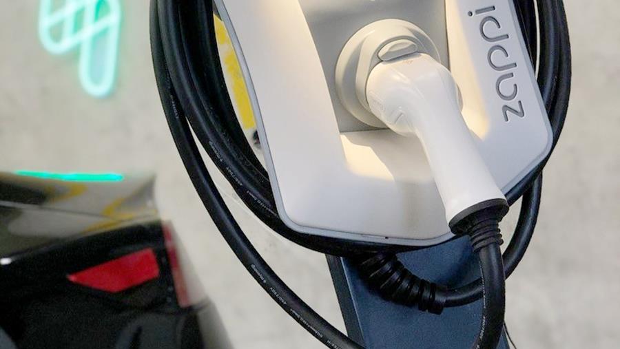 Votre voiture électrique rechargée, vite fait, bien fait !