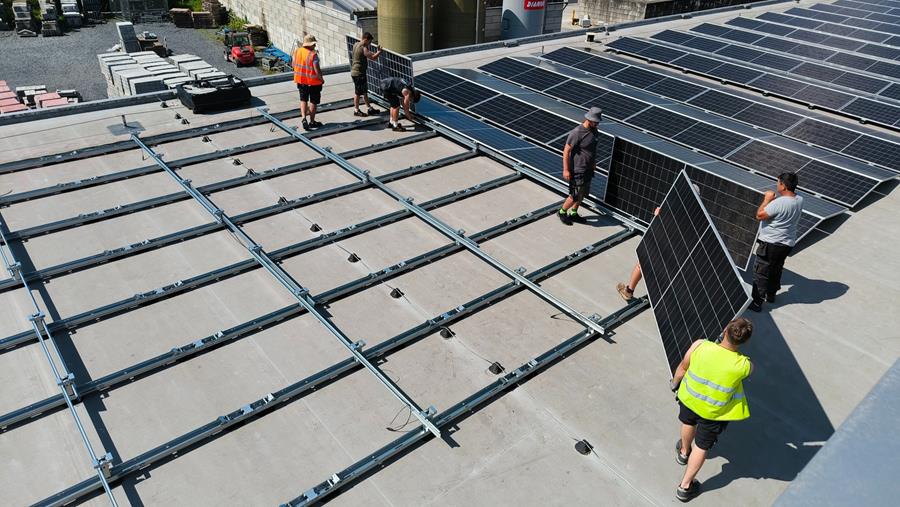 Gent legt grootste aantal zonnepanelen van de stad op depot
