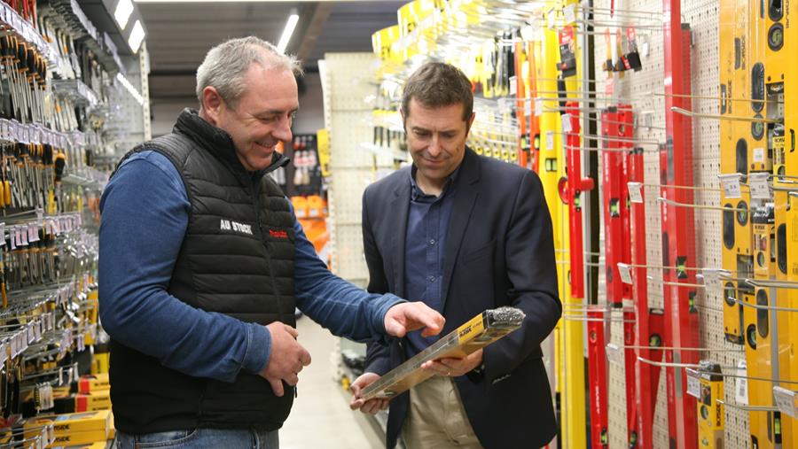 Lokaal verankerd met de voordelen van grote speler